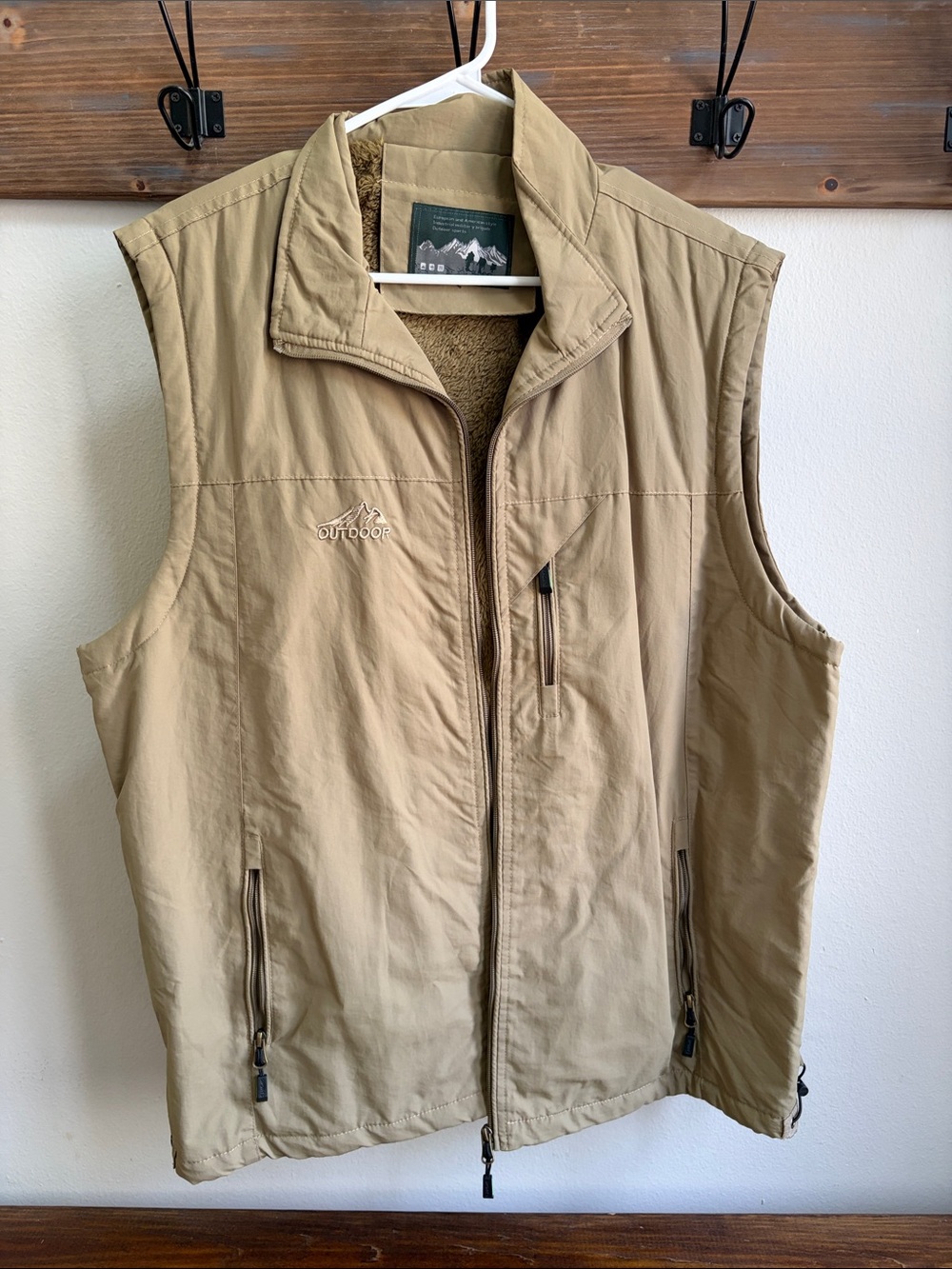 Men's Tan Insulated Vest with Zip Pockets